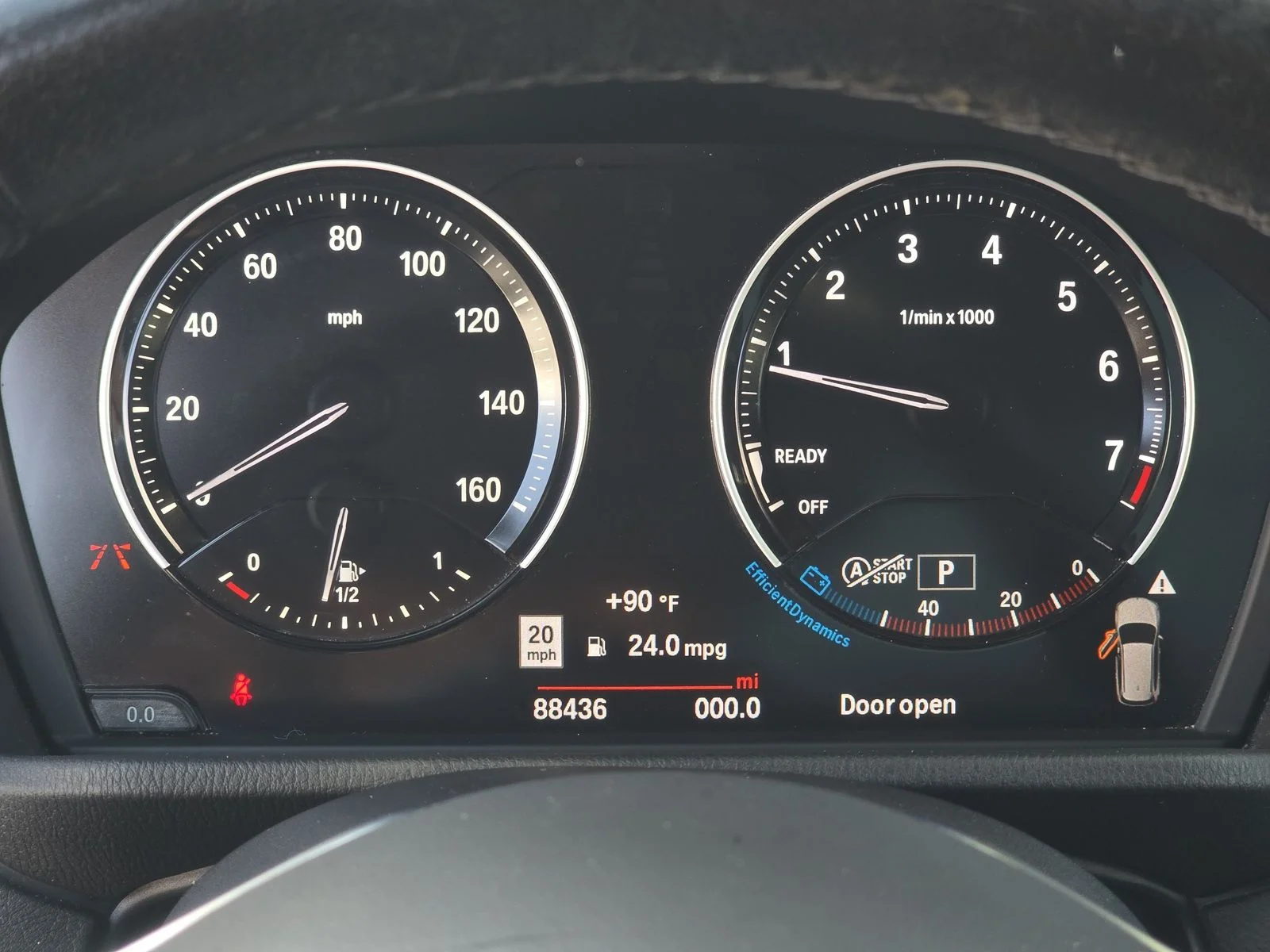 Used 2020 White BMW xDrive28i image 25