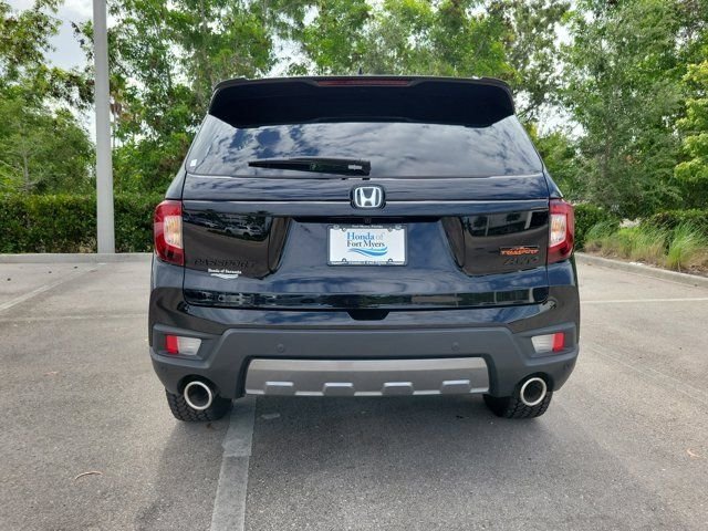 Used 2025 Crystal Black Pearl Honda TrailSport image 5