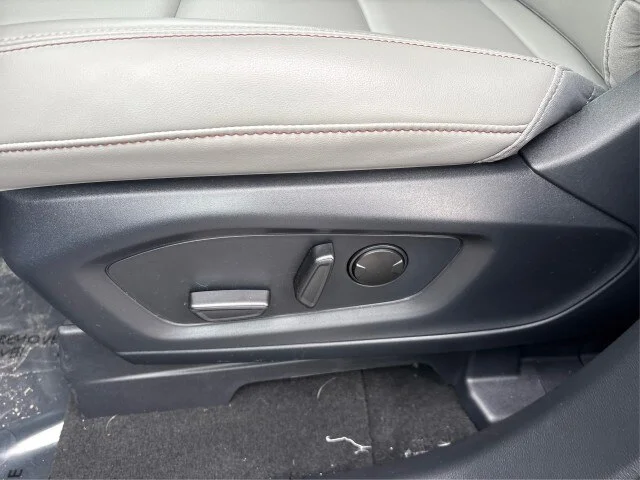 New 2026 Vapor Blue Metallic Ford Active image 40