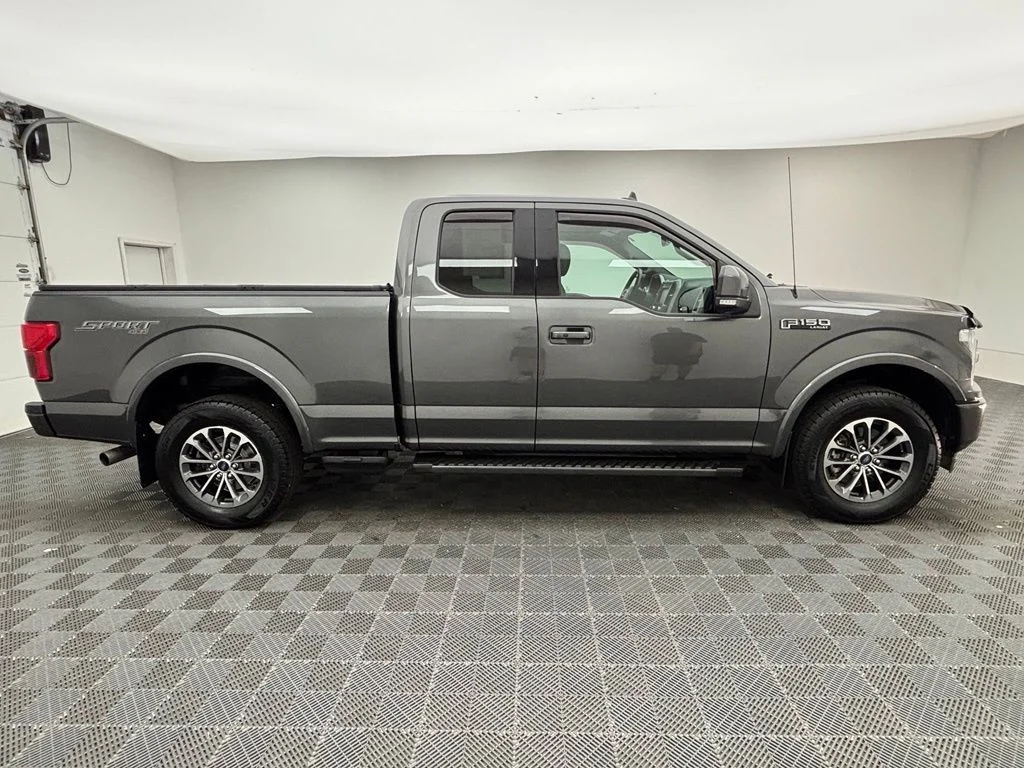 Used 2018 Gray Ford Lariat image 7