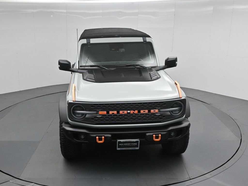 Certified Used 2023 Gray Ford Badlands image 37