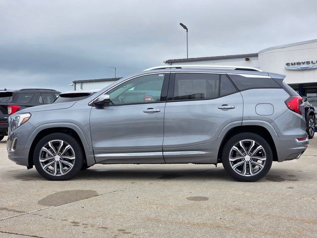 Used 2018 Satin Steel Metallic GMC Denali image 4