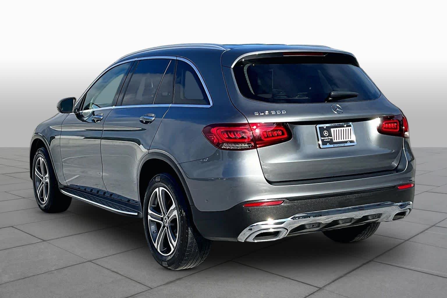 Used 2020 Selenite Grey Metallic Mercedes-Benz GLC 300 image 11