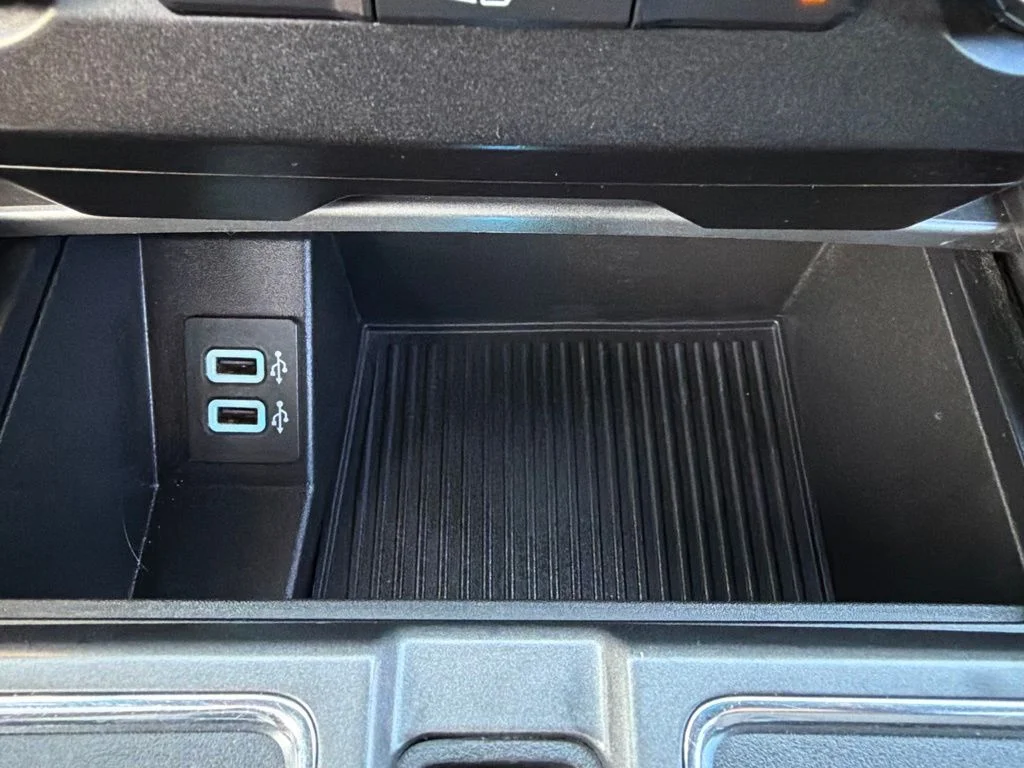 Used 2018 White Ford XLT image 40