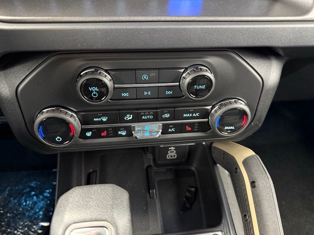 New 2026 Blue Ford Badlands image 35