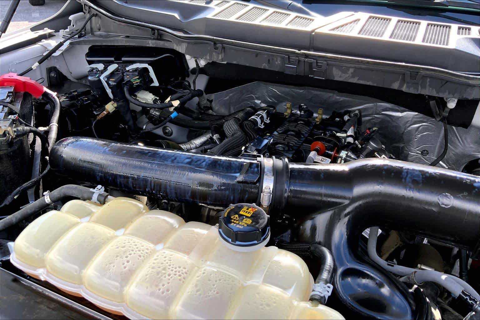 Certified Used 2024 Star White Ford LARIAT image 28