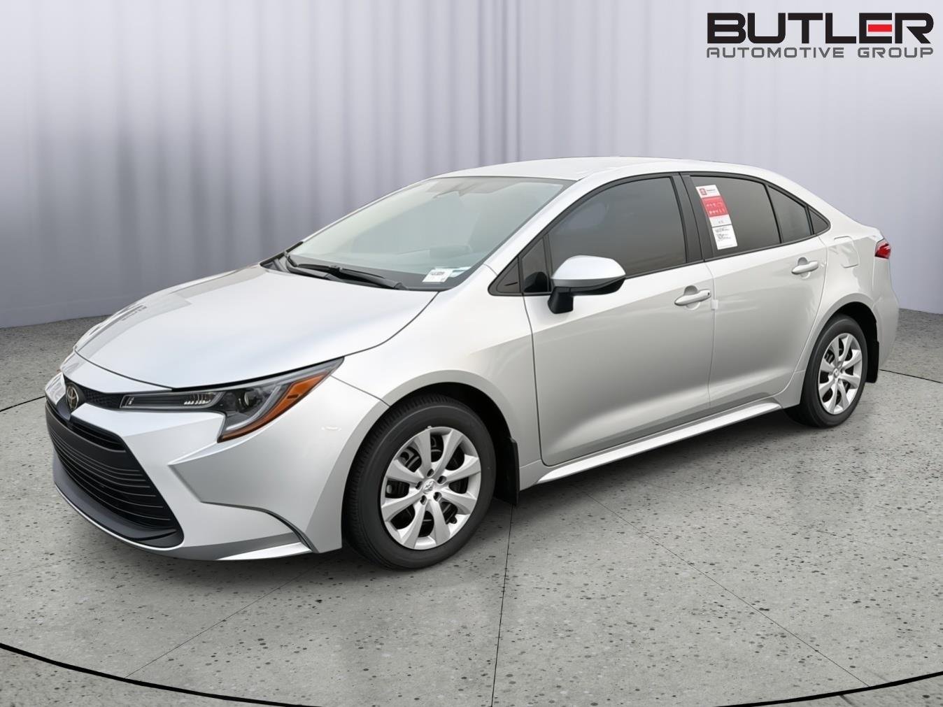 New 2026 Classic Silver Metallic Toyota LE image 2
