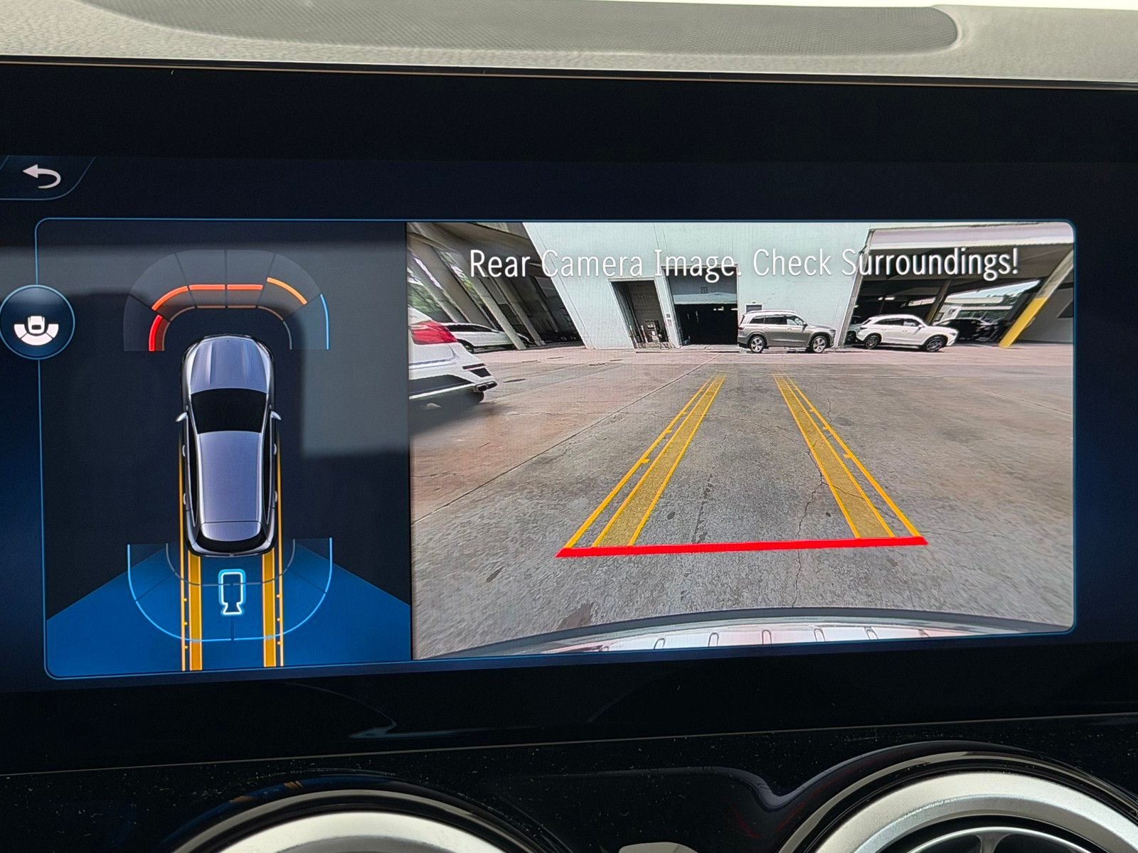 New 2026 Mountain Grey Metallic Mercedes-Benz GLA 250 image 10