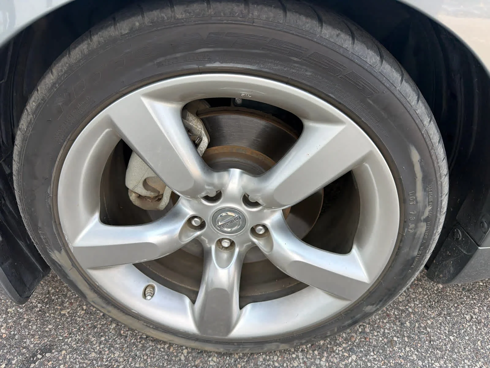 Used 2006 Silverstone Metallic Nissan Enthusiast image 13