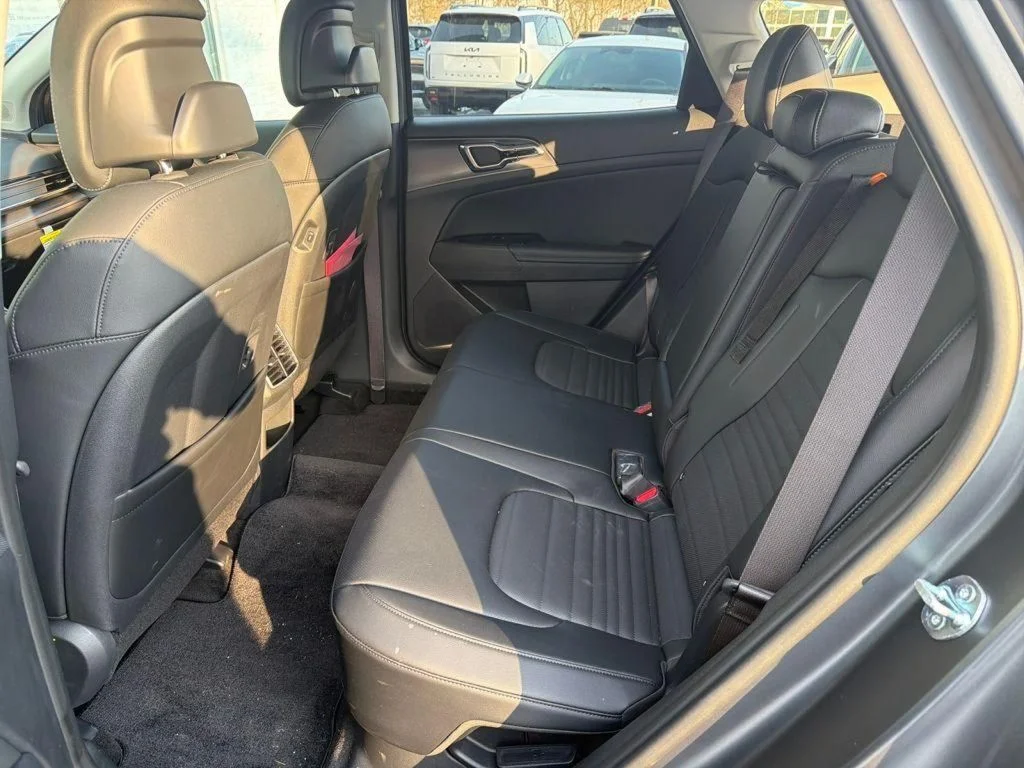 2025 Kia Sportage SX Prestige Hybrid - Photo 22