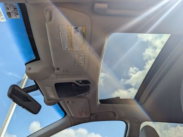 Used 2020 Silver Subaru Limited image 19