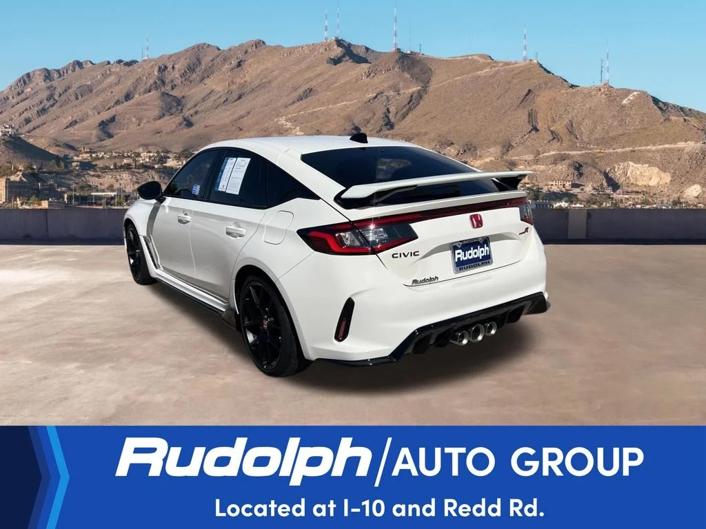 Used 2025 White Honda  image 5