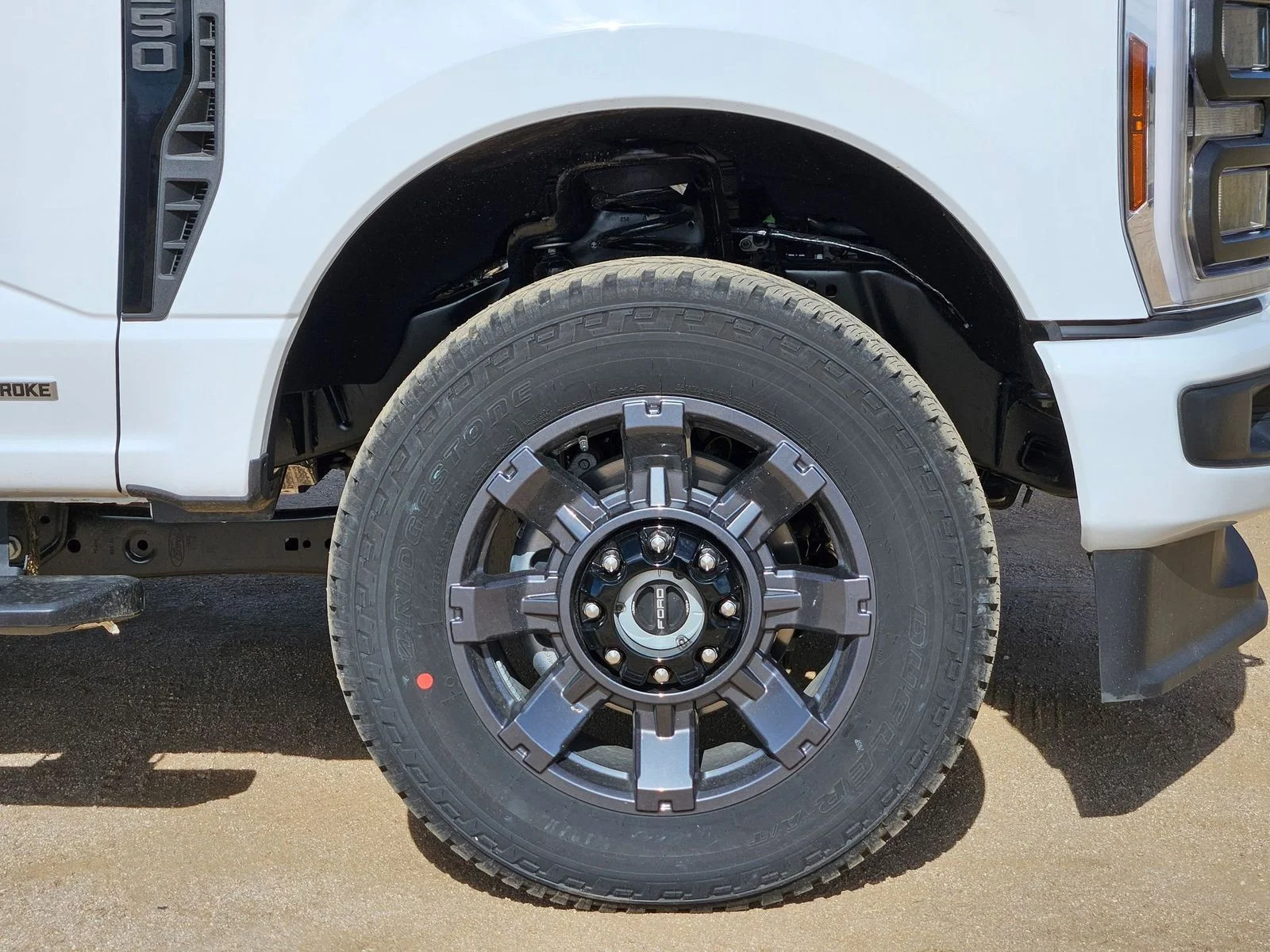 New 2026 Oxford White Ford F-250® XL image 10