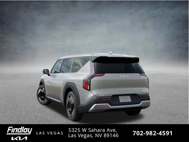 New 2026 White Kia Light Long Range image 5
