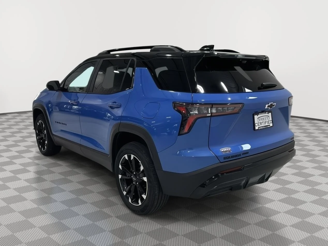 Used 2025 Reef Blue Metallic Chevrolet RS image 3
