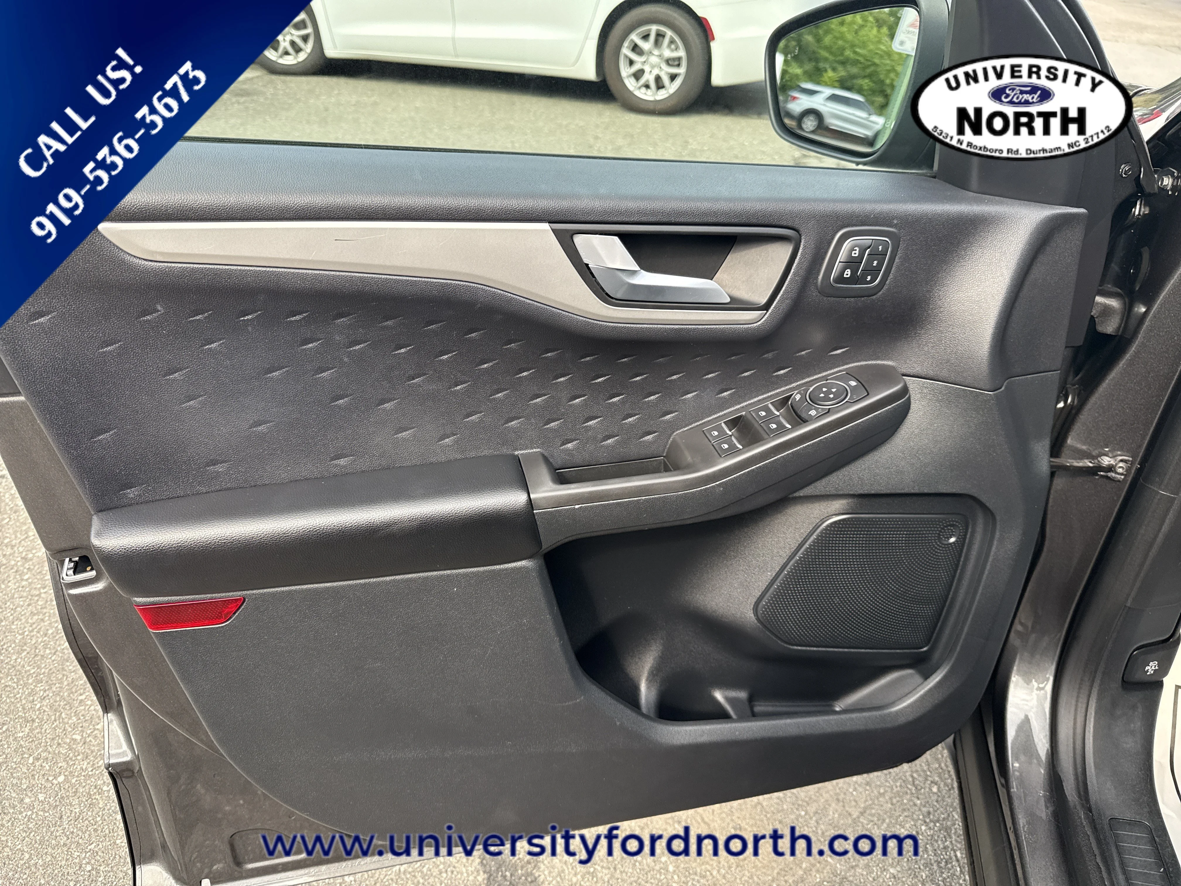 Used 2020 Magnetic Metallic Ford SEL image 10