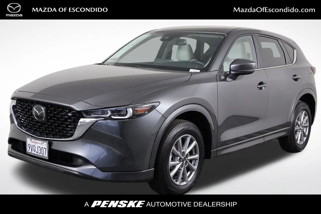 2025 Mazda CX-5 S Preferred package Auto AWD's photo