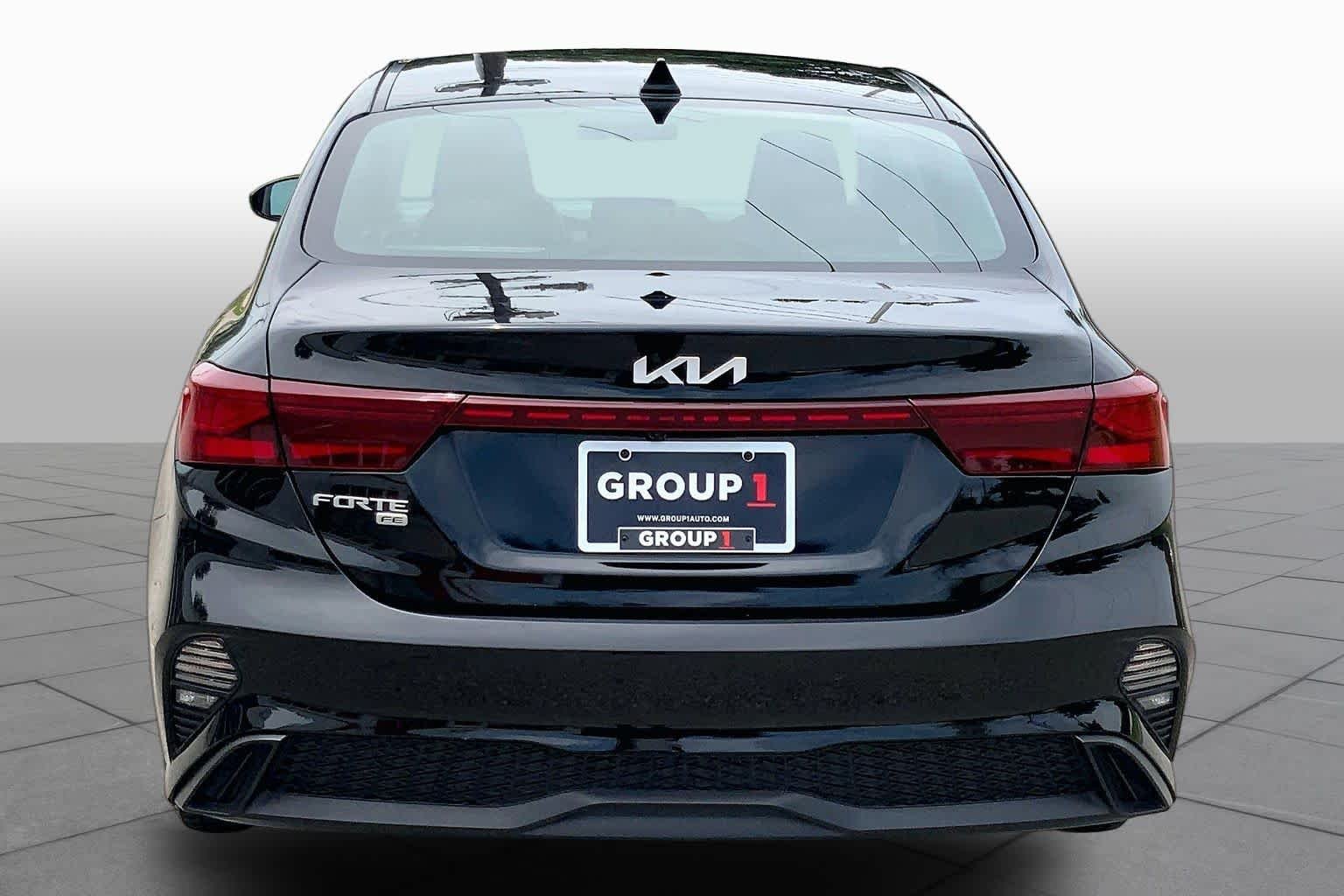 Certified Used 2023 Aurora Black Kia LXS image 5