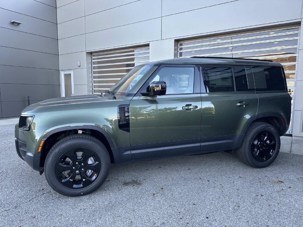 New 2026 Woolstone Green LAND ROVER S image 3