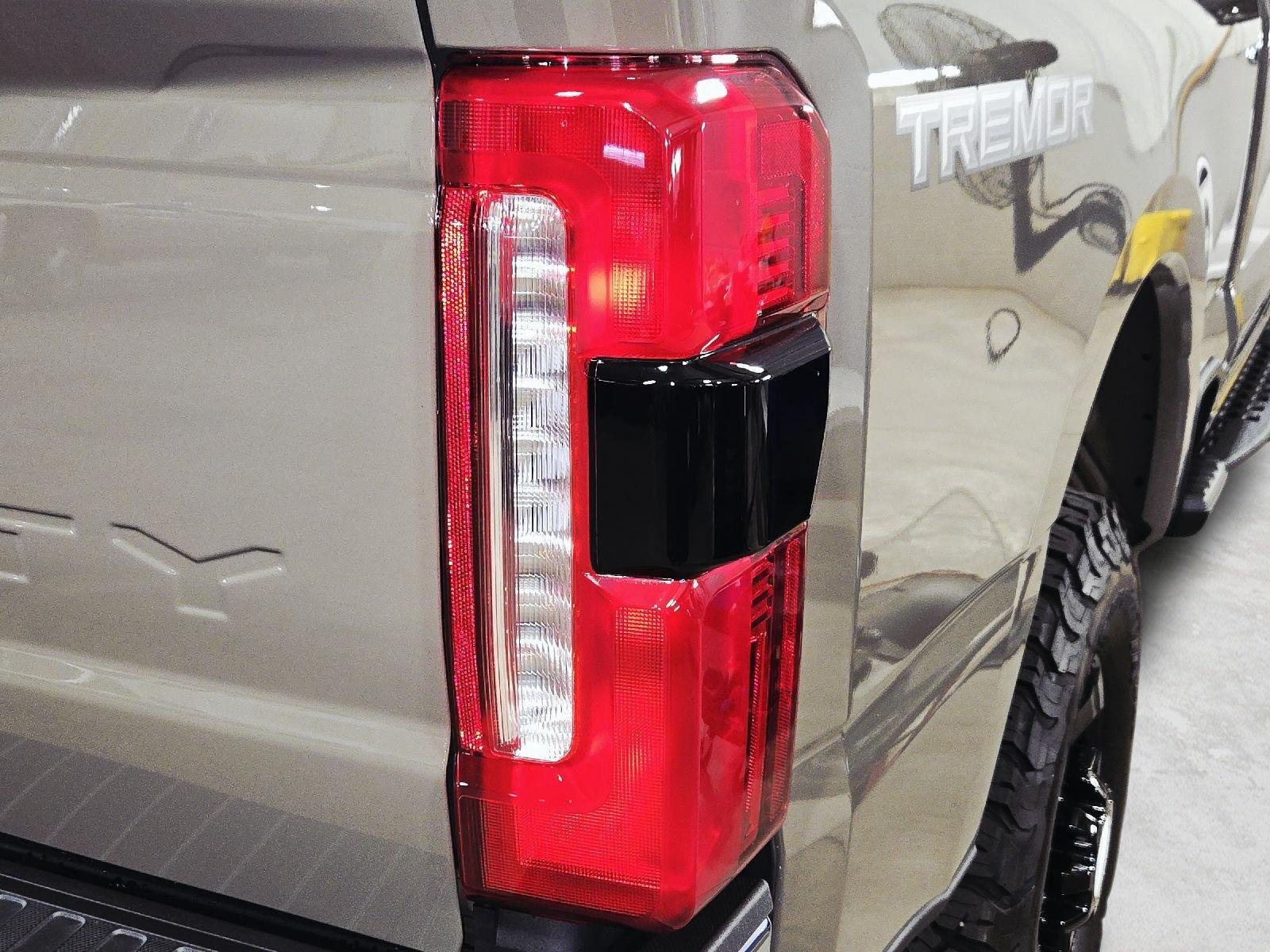 Used 2026 Marsh Gray Ford Lariat image 18