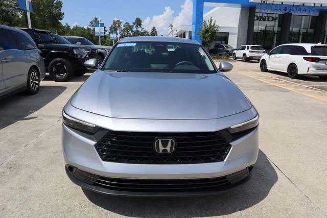 Certified Used 2024 Solar Silver Metallic Honda 1.5T LX image 7