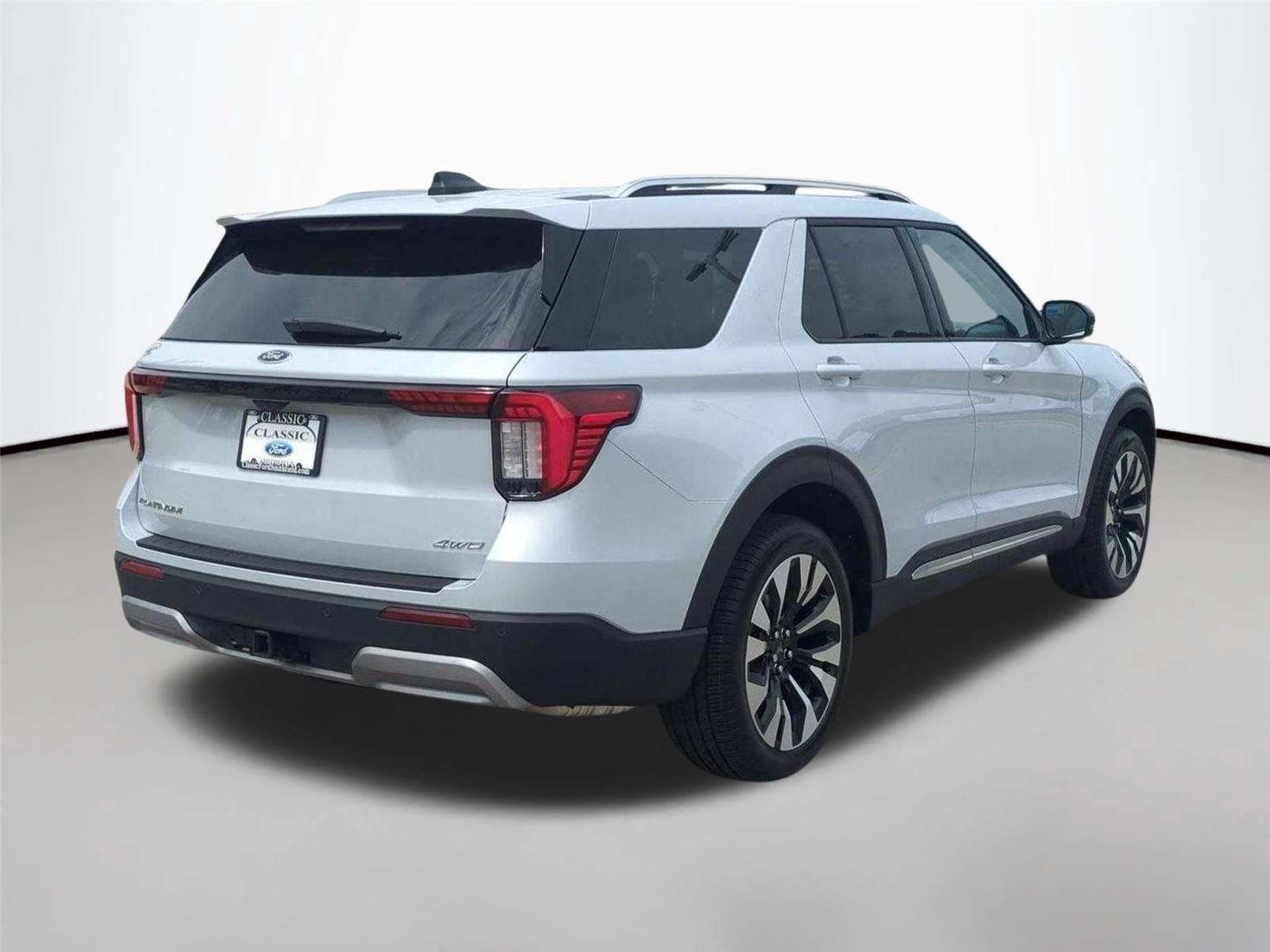New 2026 Space White Metallic Ford Platinum™ image 5