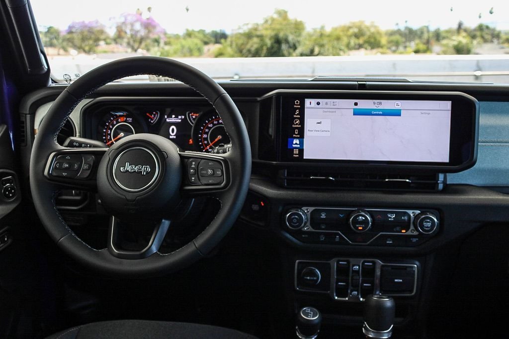 New 2026 Reign Jeep Sport S image 14