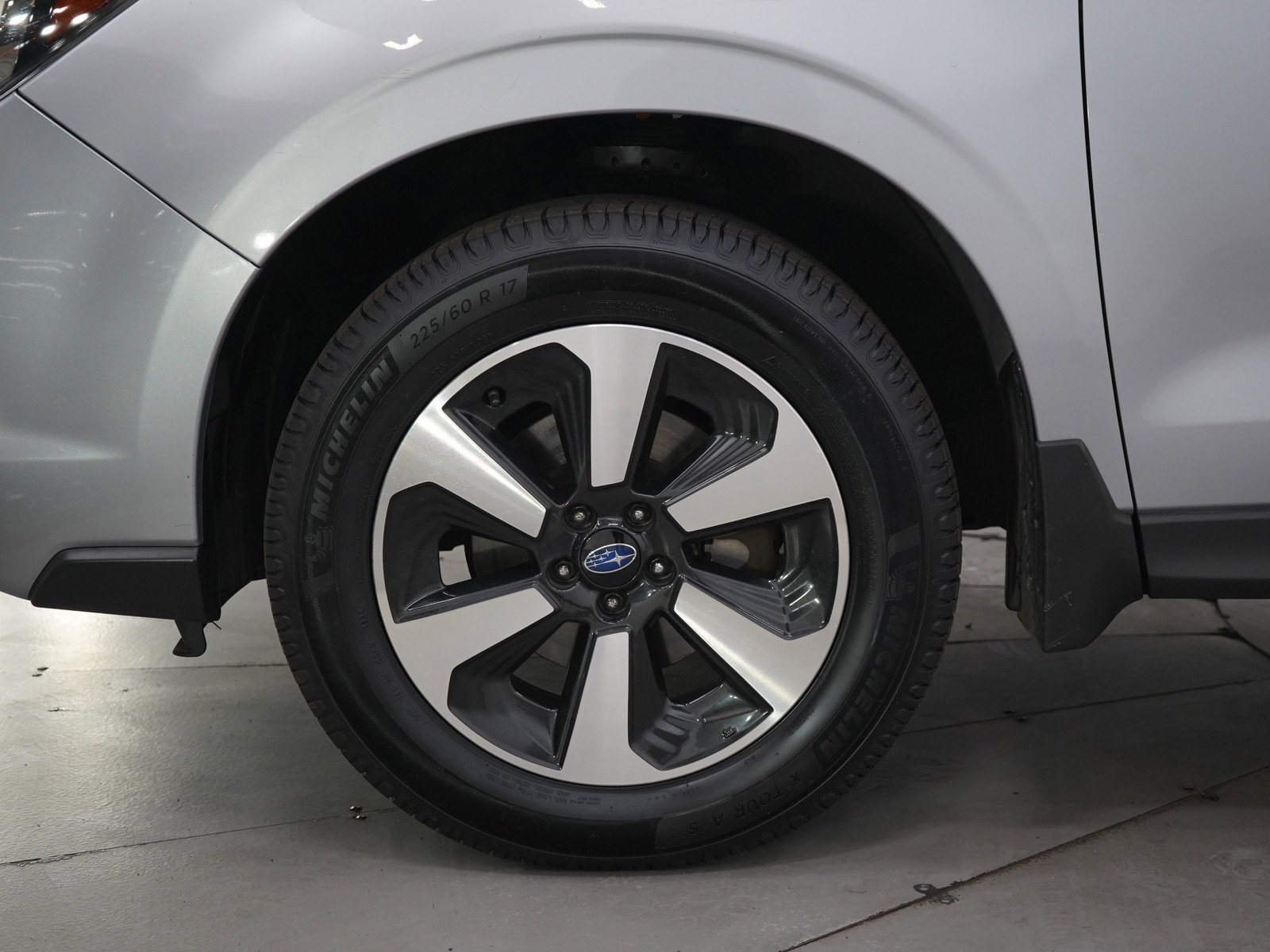 Used 2017 Ice Silver Metallic Subaru 2.5i Limited image 28