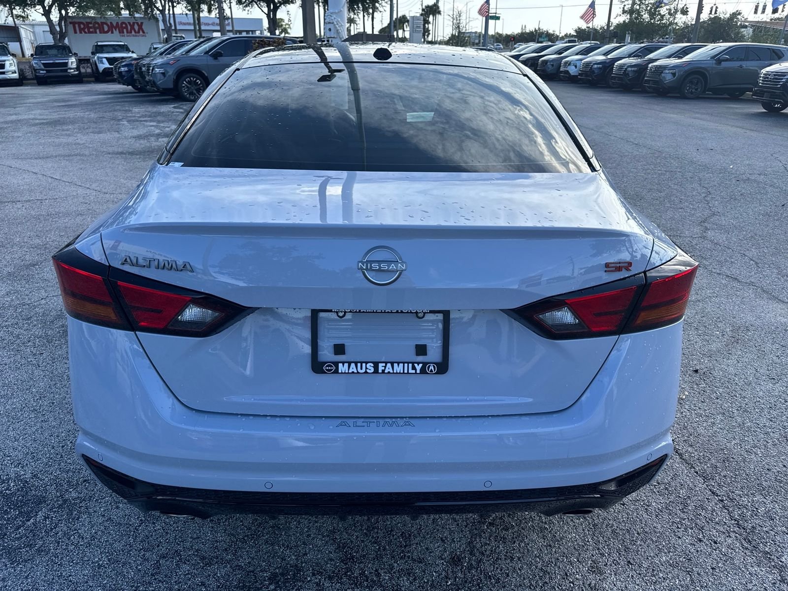 New 2026 Gray Nissan 2.5 SR image 13
