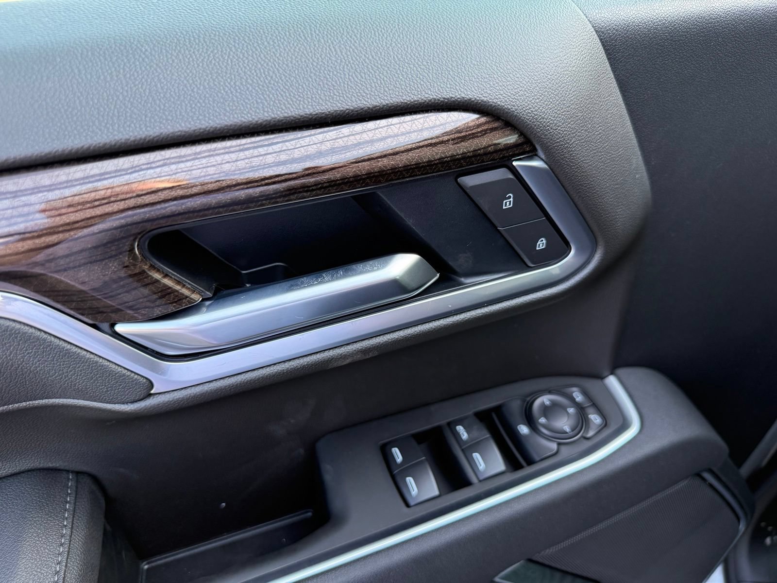 2026 Chevrolet Silverado 1500 LT - Photo 14