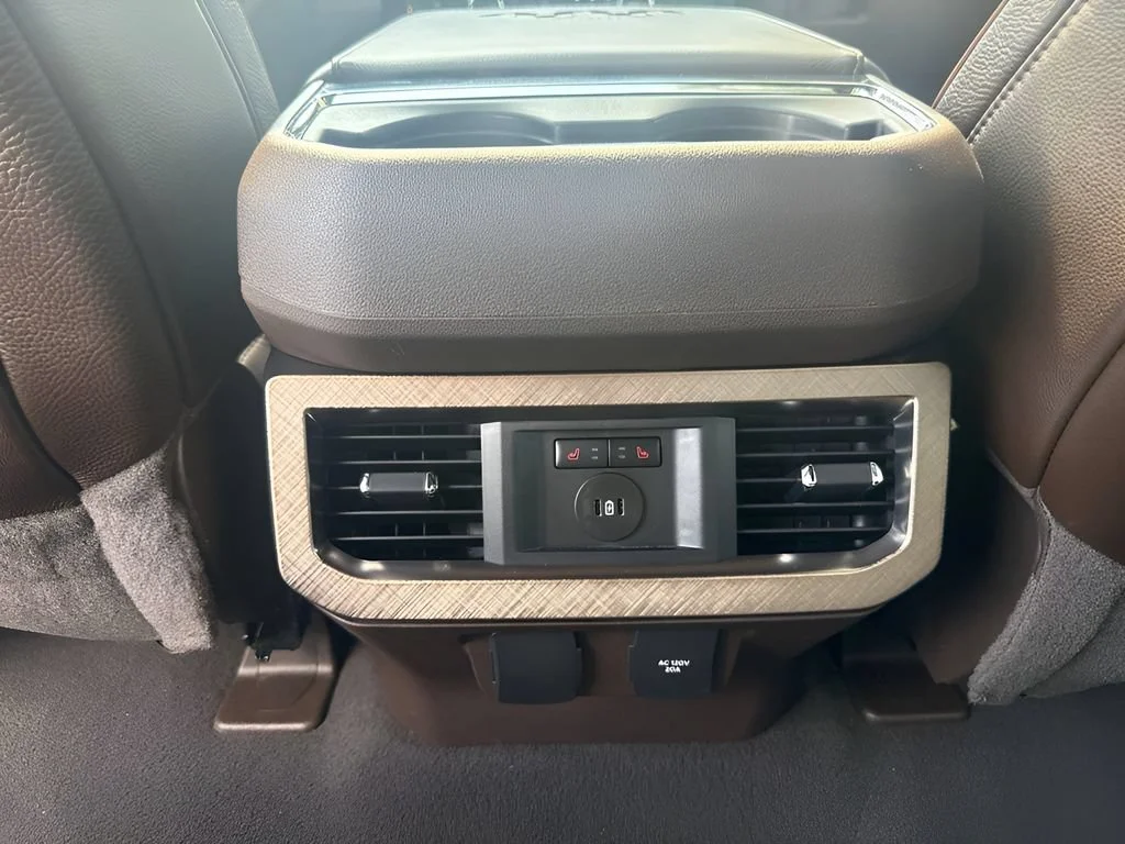 Used 2023  Ford XL image 11