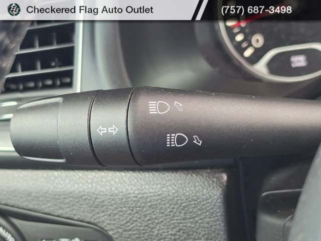 Used 2021 Sting-Gray Clearcoat Jeep Latitude image 27