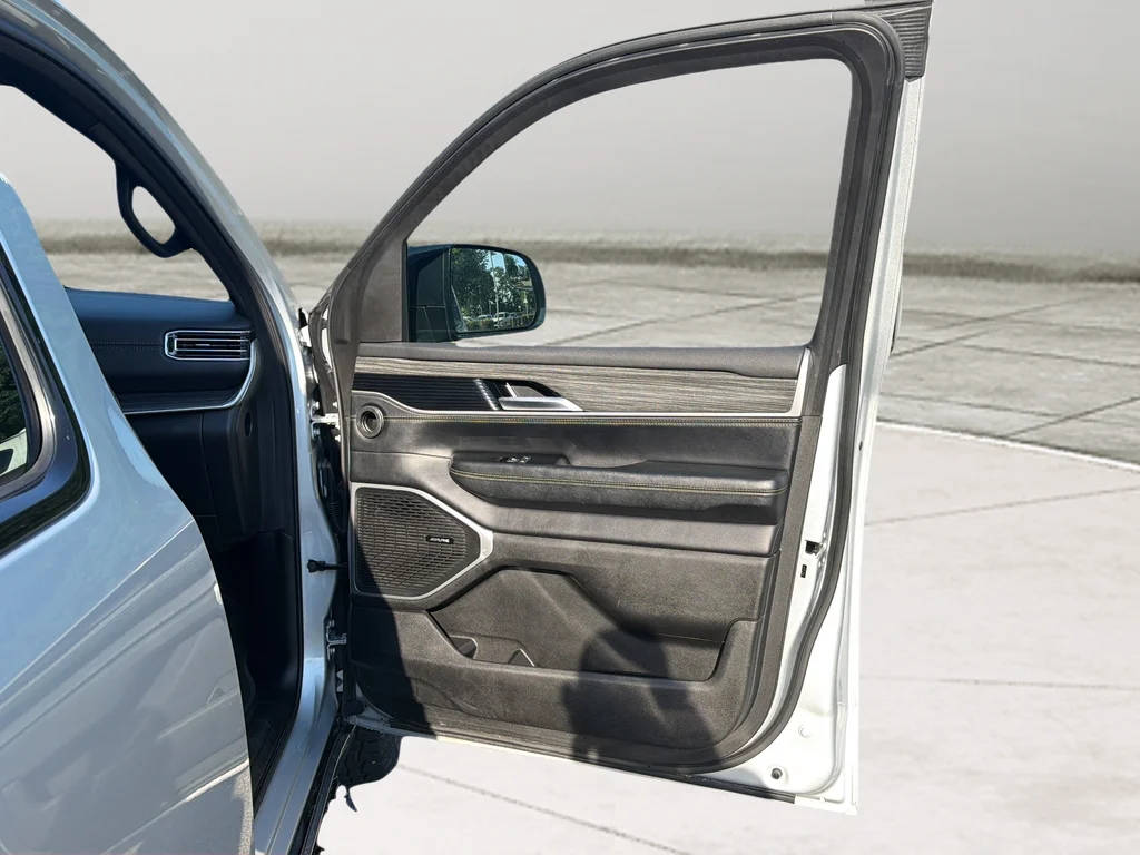 Used 2024 Silver Jeep Series II image 25