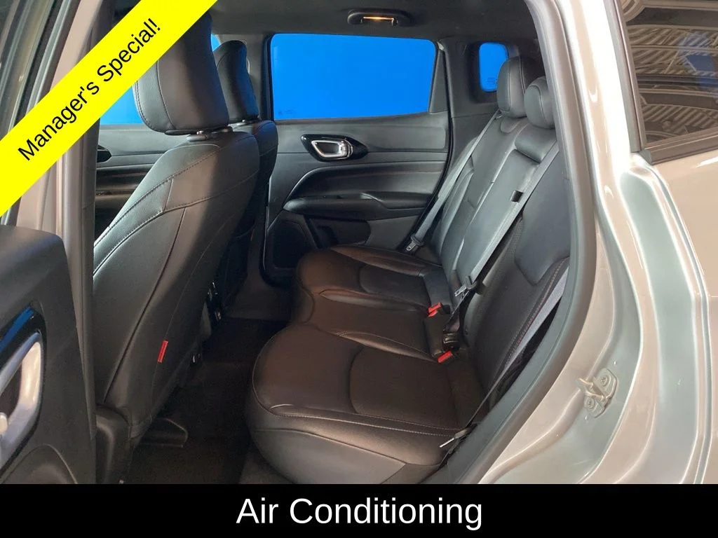 Used 2025 Silver Jeep Trailhawk image 10