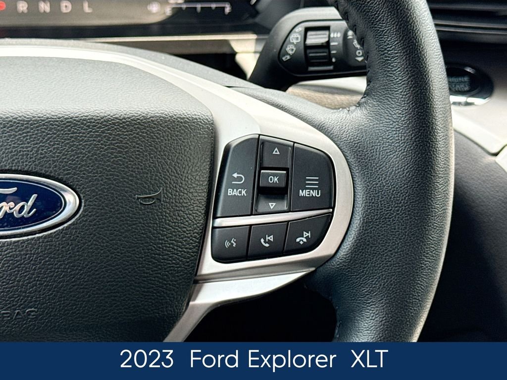 Used 2023 Silver Ford XLT image 26