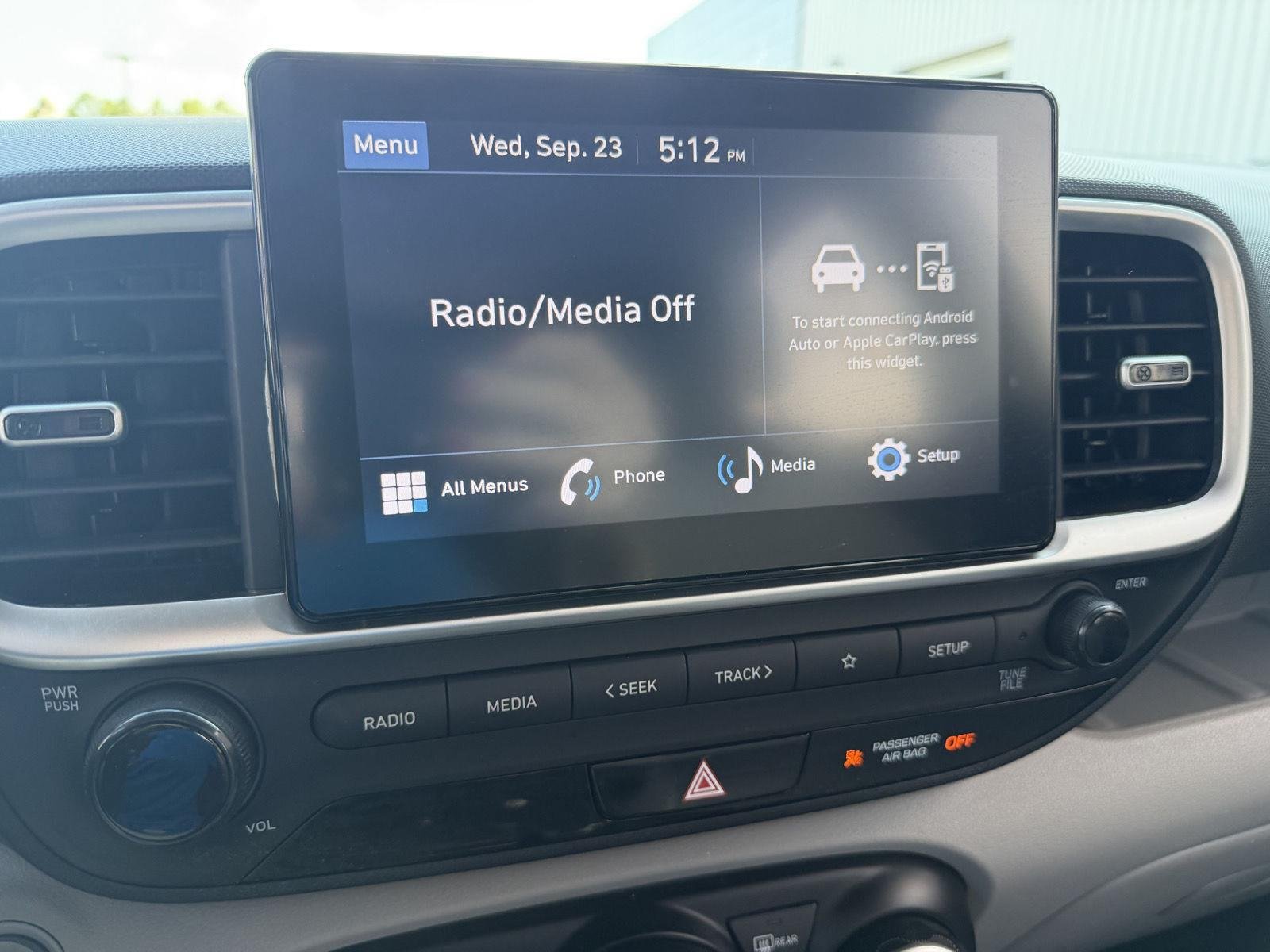 Used 2024 Green Apple Hyundai SEL image 11