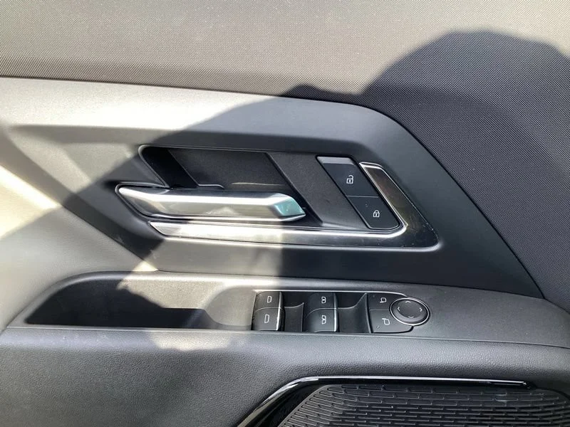 2026 Chevrolet Silverado EV Trail Boss - Photo 17