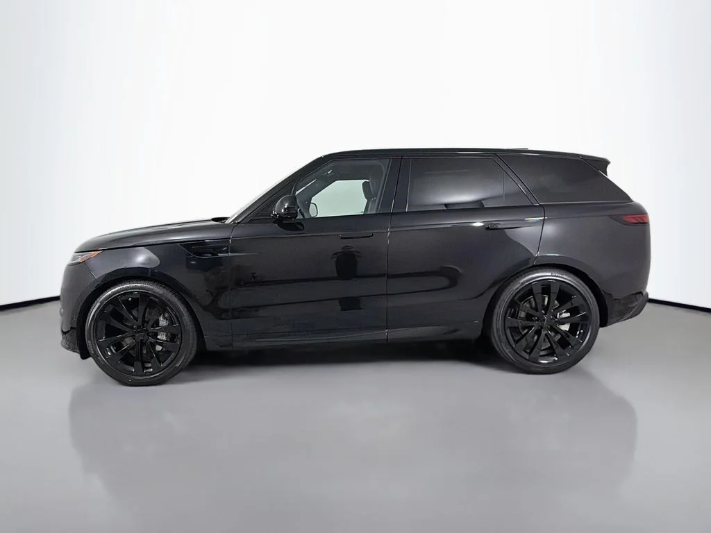 New 2026 Santorini Black Land Rover Dynamic SE image 8