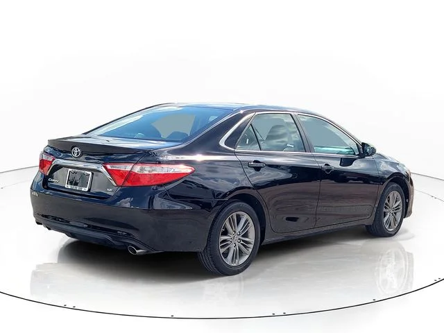 Used 2017 Black Toyota SE image 5