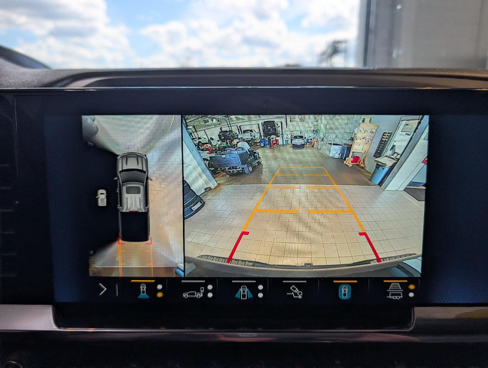 Used 2023 Black Chevrolet  image 23
