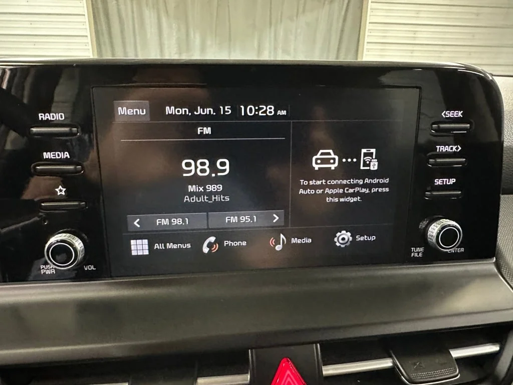 Certified Used 2024 Steel Gray Kia LX image 9