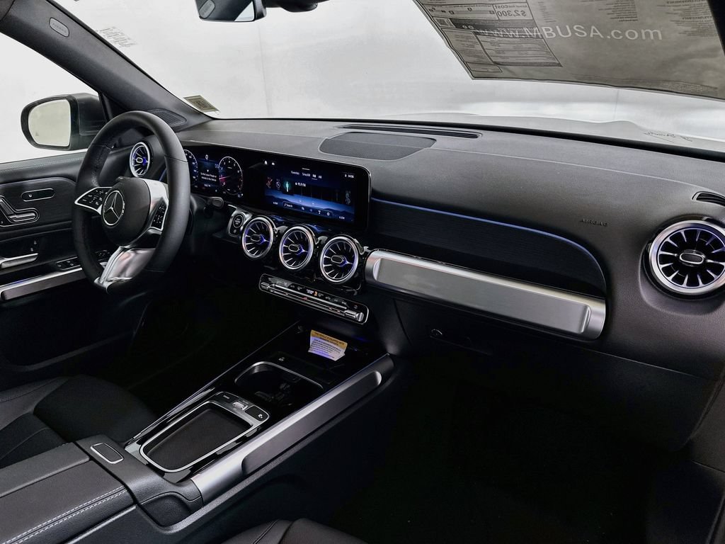 New 2026 Mountain Grey Metallic Mercedes-Benz GLB 250 image 60