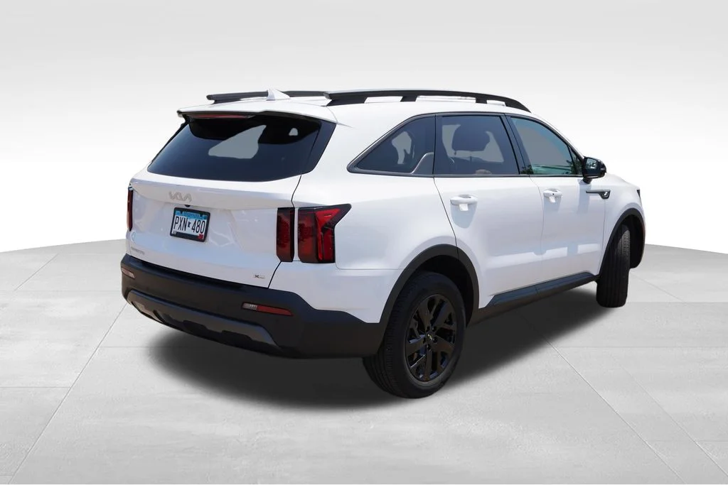 Used 2023 Glacial White Pearl Kia X-Line S image 3