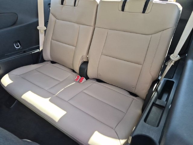 Used 2023 White Metallic Ford Limited image 19