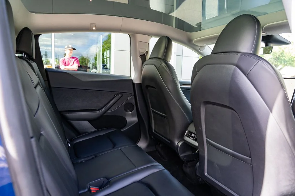 Used 2023 Blue Tesla Long Range image 21