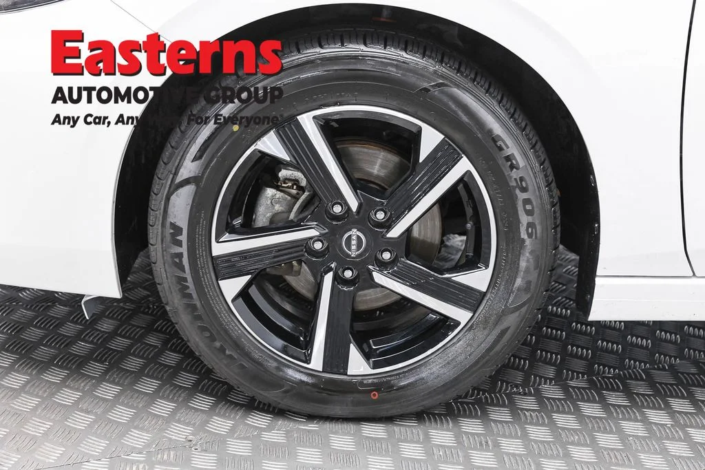 Used 2024 White Nissan SV image 32