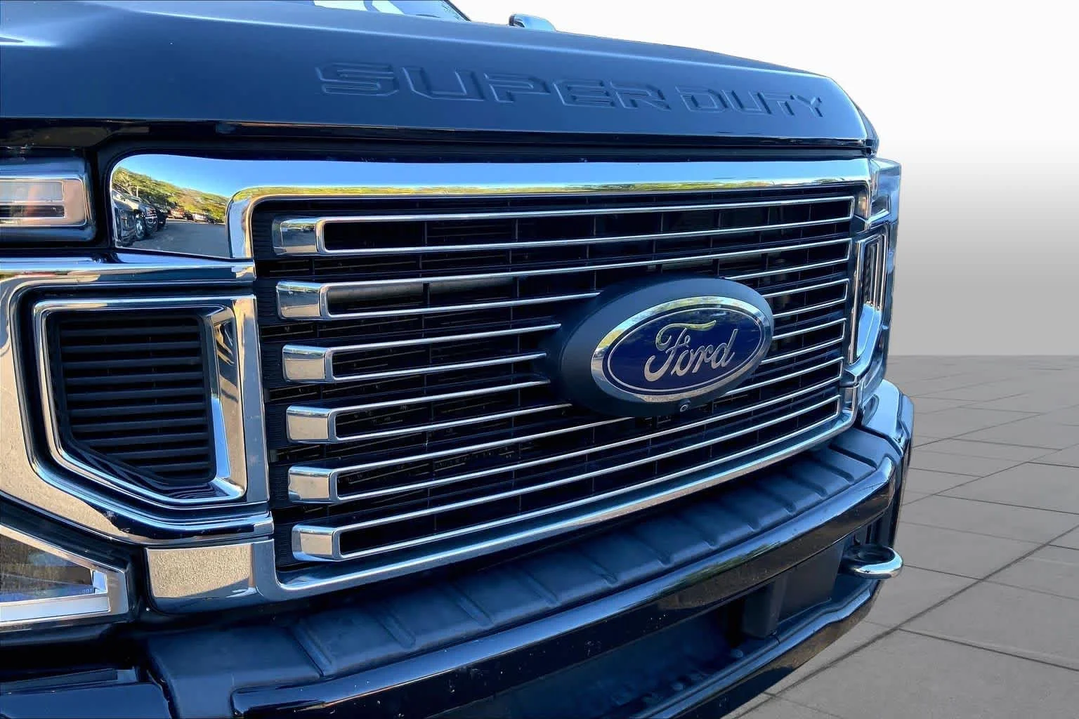 Used 2022 Agate Black Ford Platinum image 30