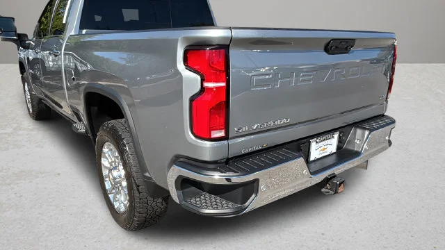 Used 2025 Gray Chevrolet LTZ image 41