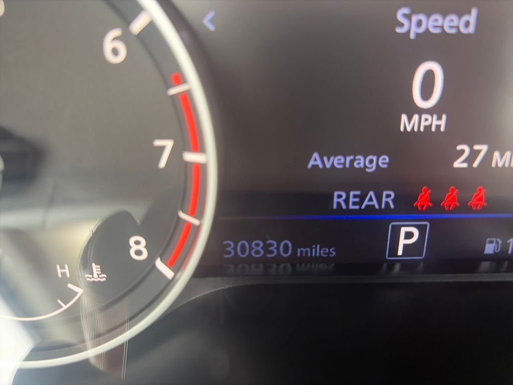 Used 2025 Super Black Nissan 2.5 SV image 17
