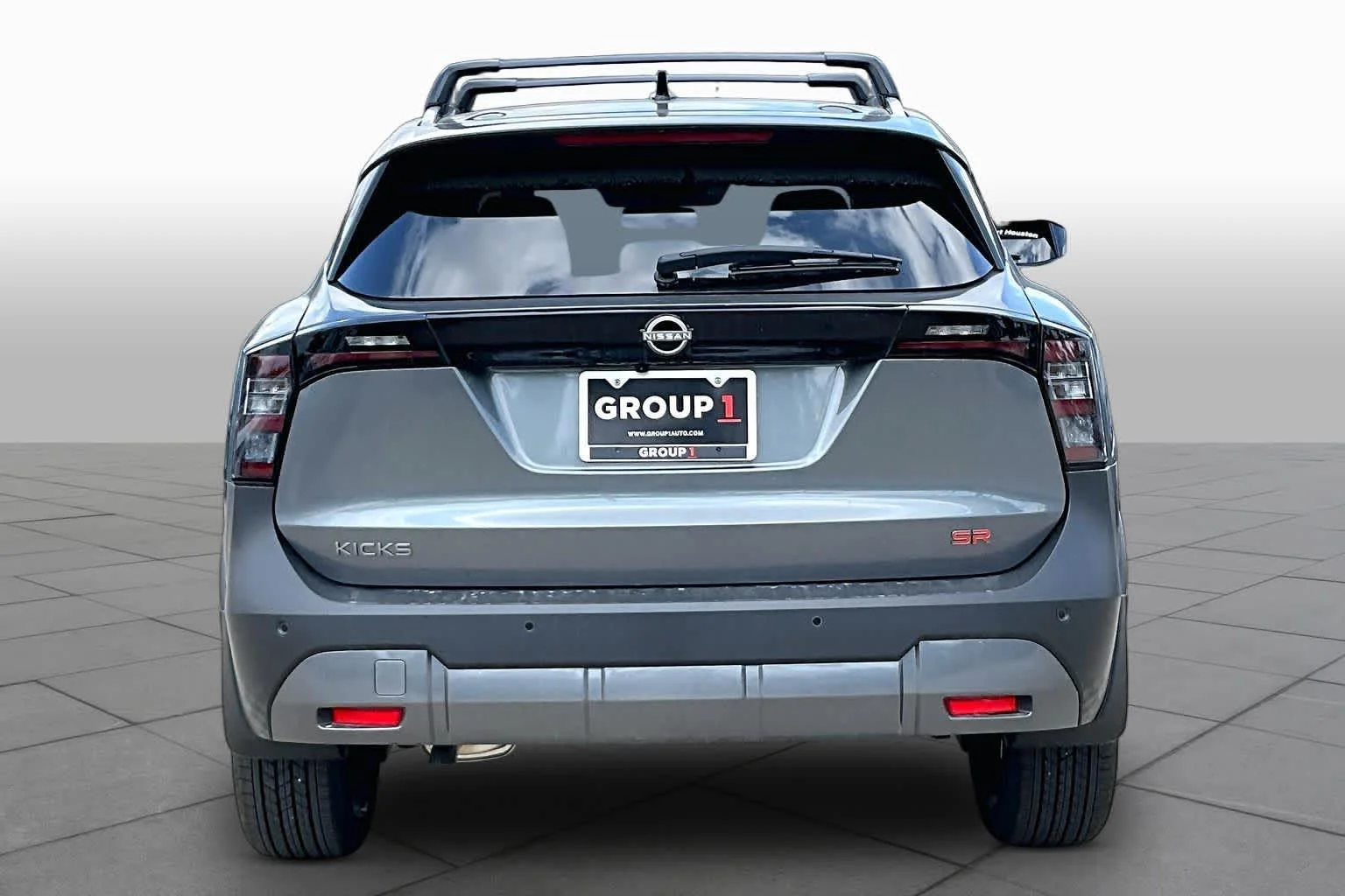 New 2026 Gun Metallic/Super Black Nissan SR image 4